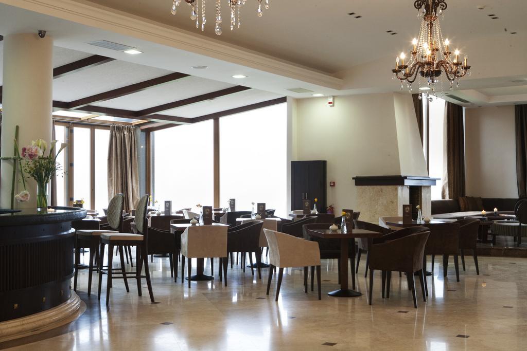 Hotel Veltsi Флорина Экстерьер фото