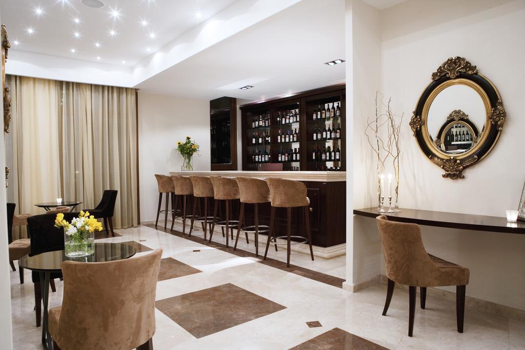 Hotel Veltsi Флорина Экстерьер фото