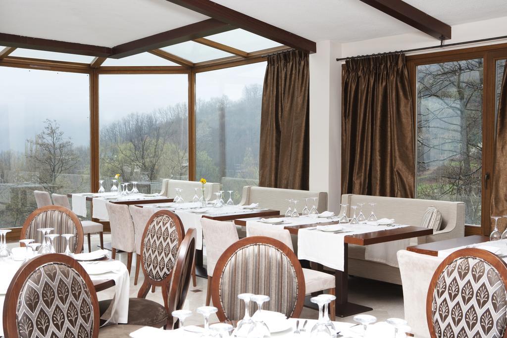 Hotel Veltsi Флорина Экстерьер фото